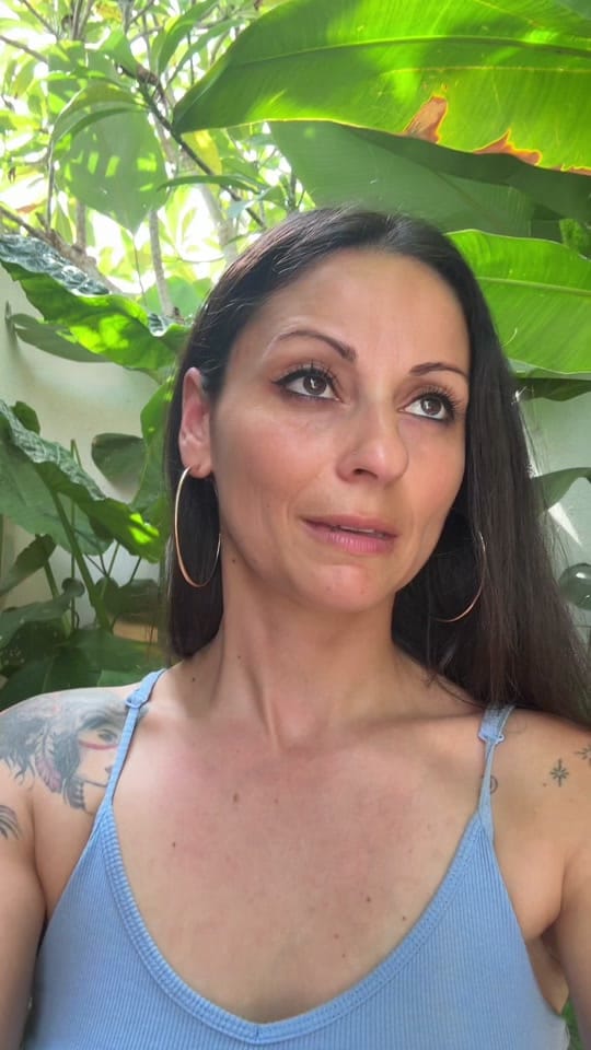 Post 1 by Alice Ivanof_vibrelajoie on TikTok (video)