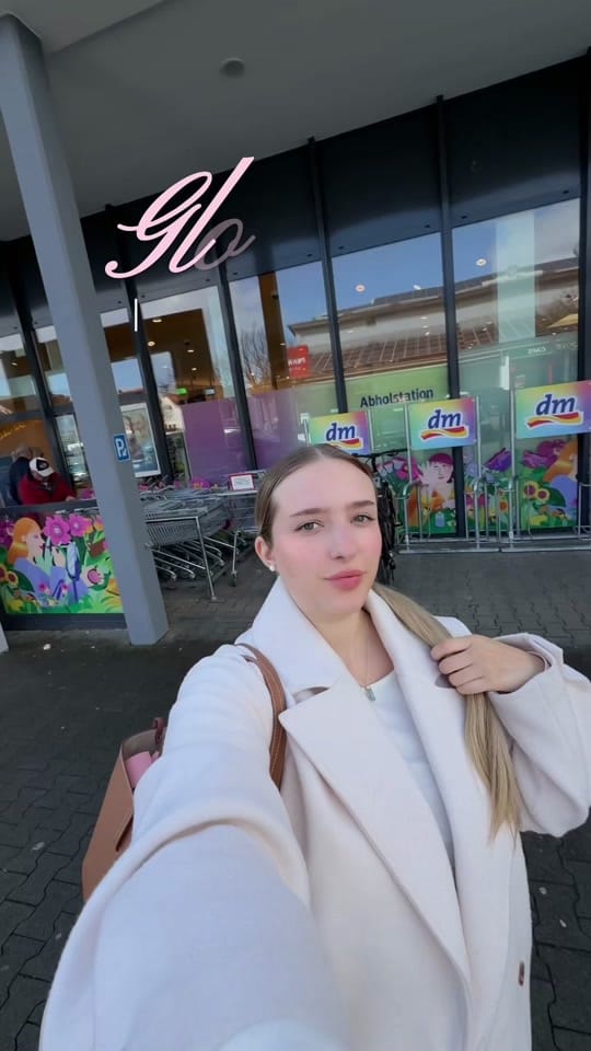 Post 6 by 🎀 PAULA LEONIE 🎀 on TikTok (video)