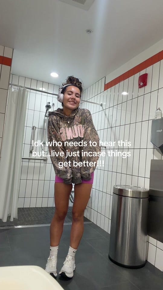 Post 7 by Quinnie Parisi on TikTok (video)