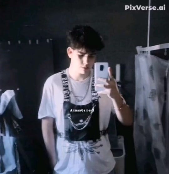 Post 10 by armangamesx on TikTok (video)
