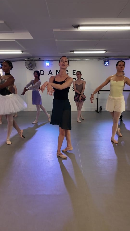 Post 1 by Dancefloor Paris on TikTok (video)