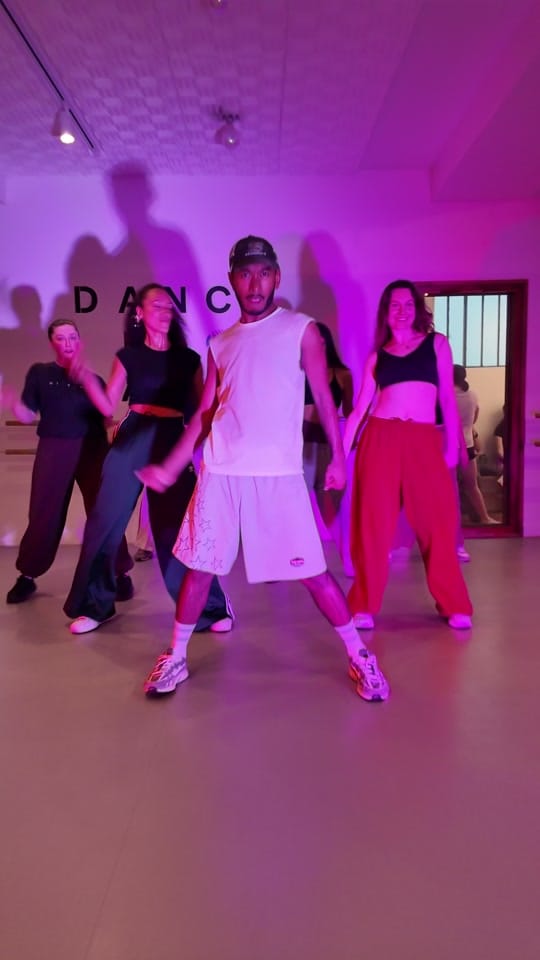 Post 7 by Dancefloor Paris on TikTok (video)
