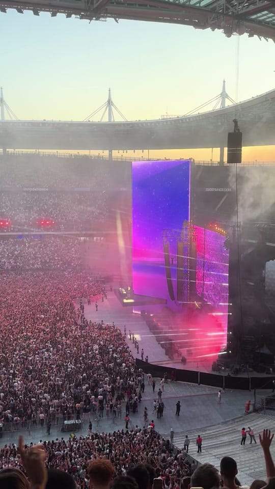 Post 5 by Nico On Tour 🎤⚽️ on TikTok (video)