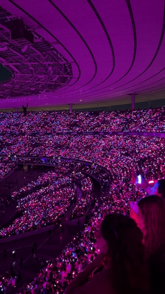 Post 9 by Nico On Tour 🎤⚽️ on TikTok (video)