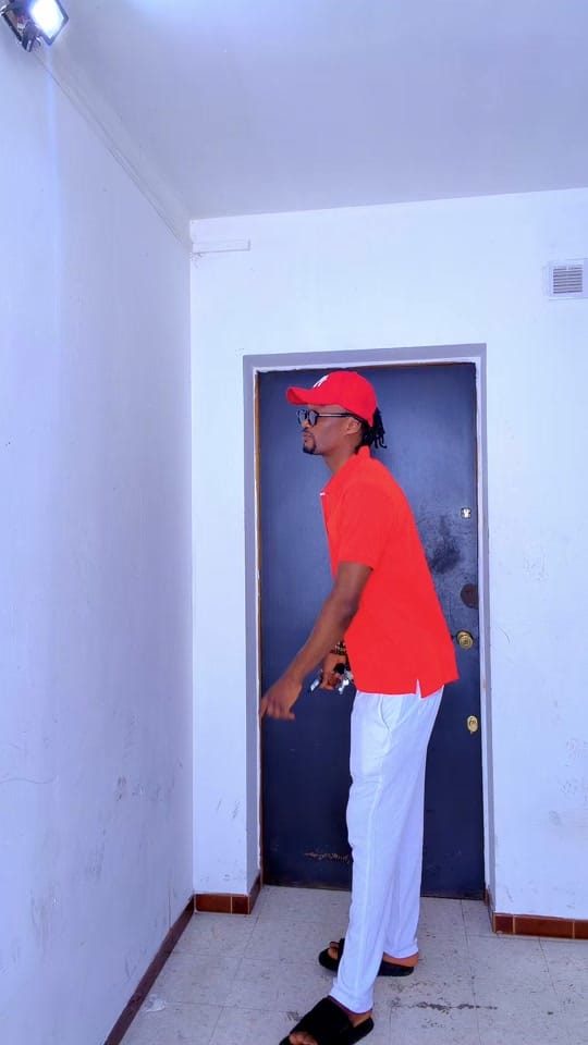 Post 5 by Dj DAKOTA DE PARIS 🇬🇳☄️🇫🇷✅ on TikTok (video)