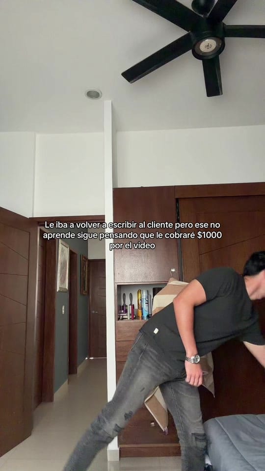 Post 2 by Ulises Avila on TikTok (video)
