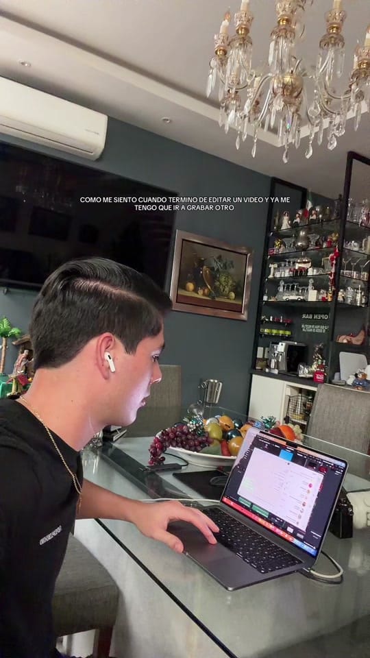 Post 3 by Ulises Avila on TikTok (video)