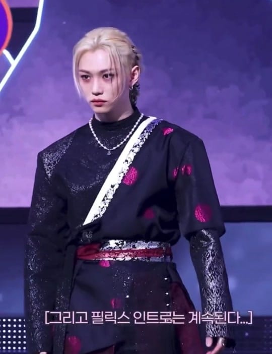 Post 1 by hyunlixforever on TikTok (video)