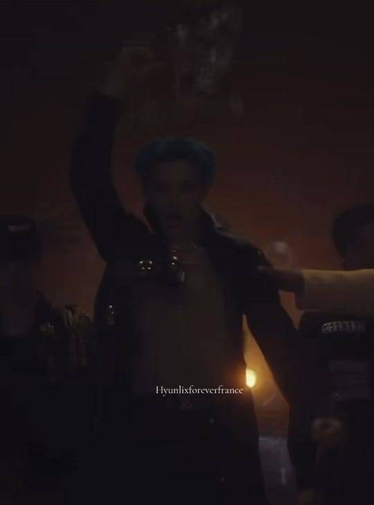 Post 5 by hyunlixforever on TikTok (video)