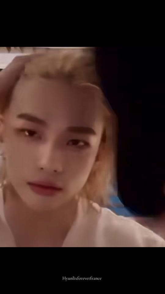 Post 2 by hyunlixforever on TikTok (video)