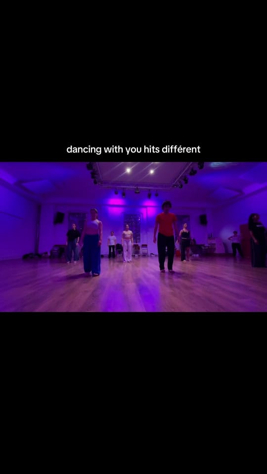 Post 4 by cloé on TikTok (video)