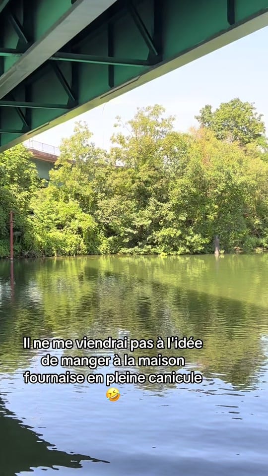 Post 1 by Sea_Reine_seine_et_sereine on TikTok (video)