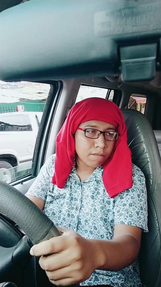 Post 4 by Val Santander on TikTok (video)