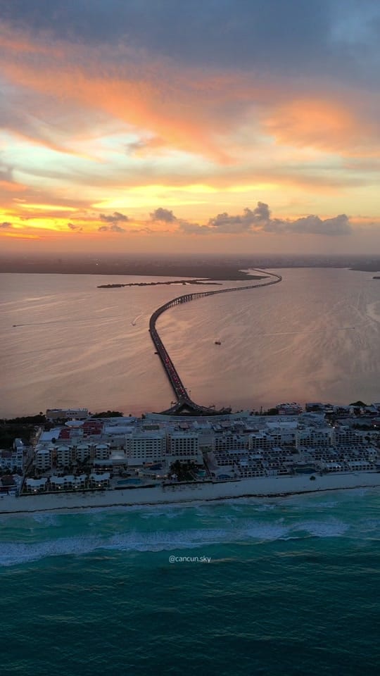 Post 6 by Cancun.sky on TikTok (video)