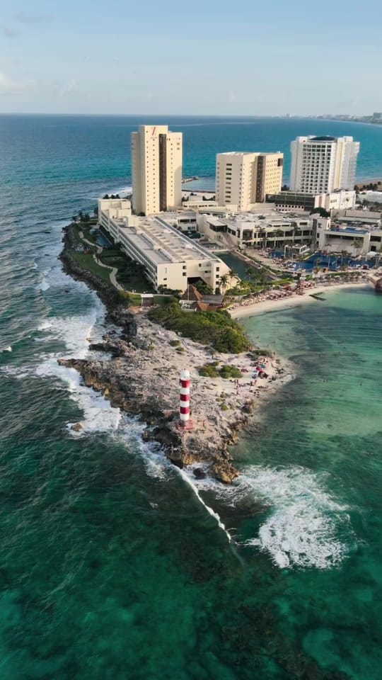 Post 1 by Cancun.sky on TikTok (video)