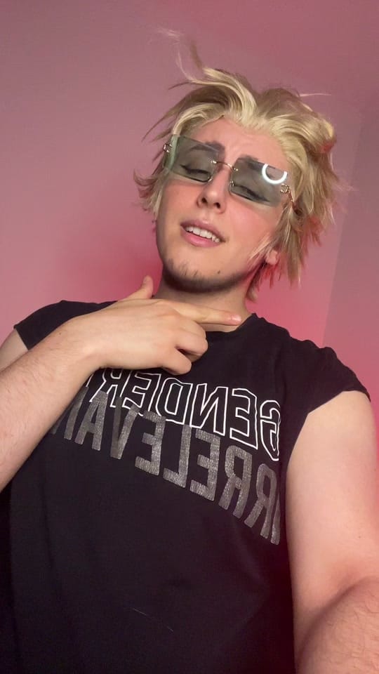 Post 6 by Fra Hima on TikTok (video)