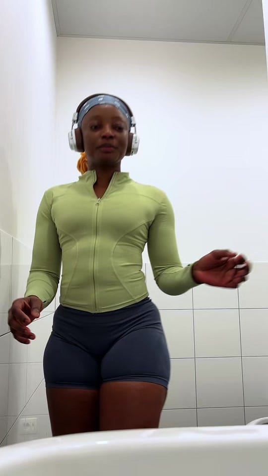 Post 8 by Vicky Porsh🥹 on TikTok (video)
