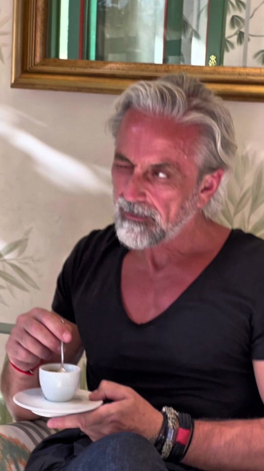 Post 3 by Edouard Novikov on TikTok (video)