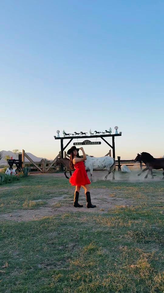 Post 6 by Nava Estudio Fotografía on TikTok (video)