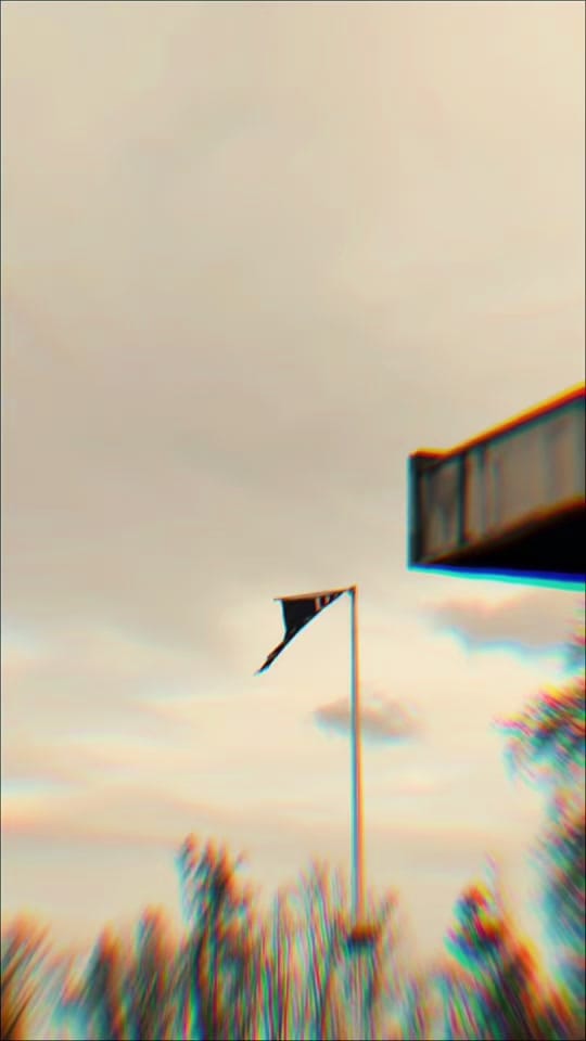 Post 6 by 2L2D on TikTok (video)