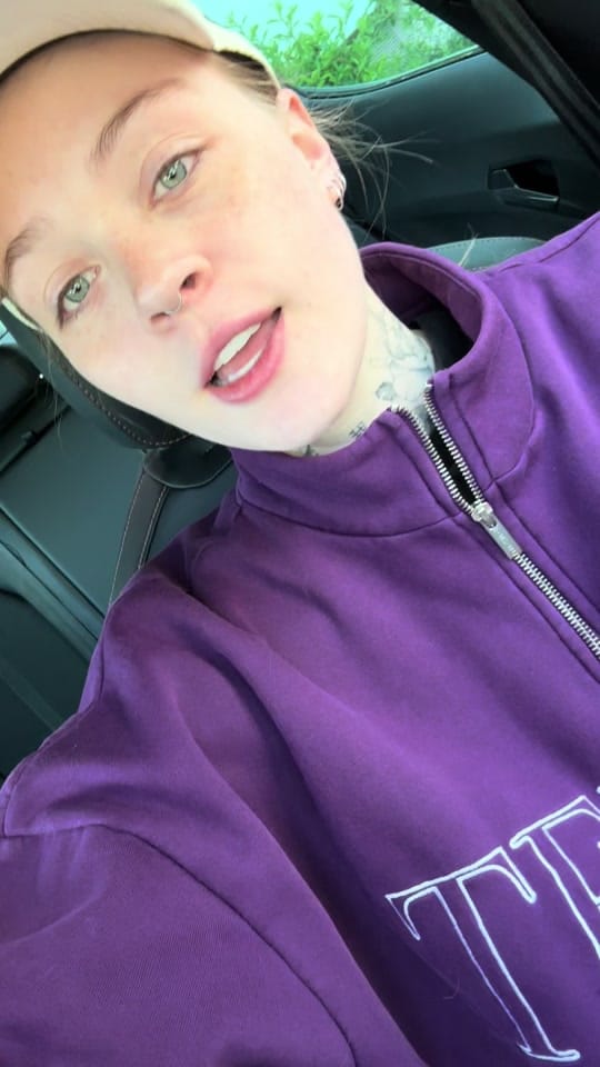 Post 5 by Kim Leoni on TikTok (video)