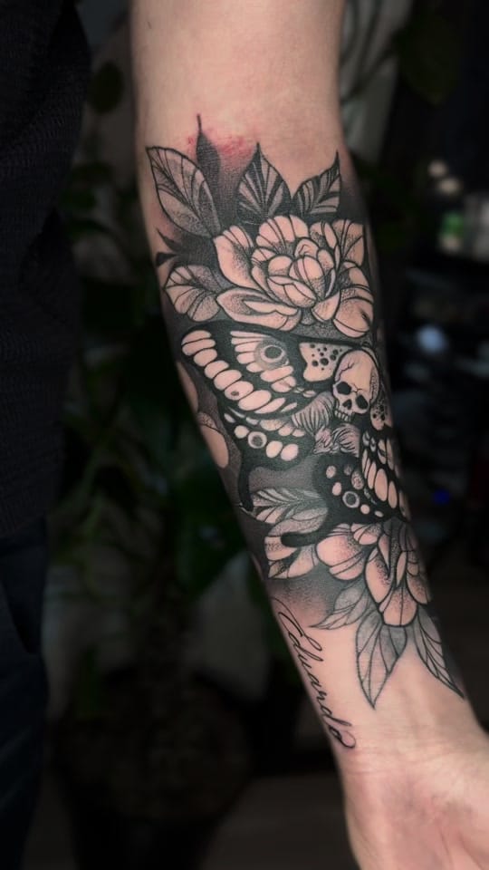 Post 1 by Nitzia’s Art Studio on TikTok (video)