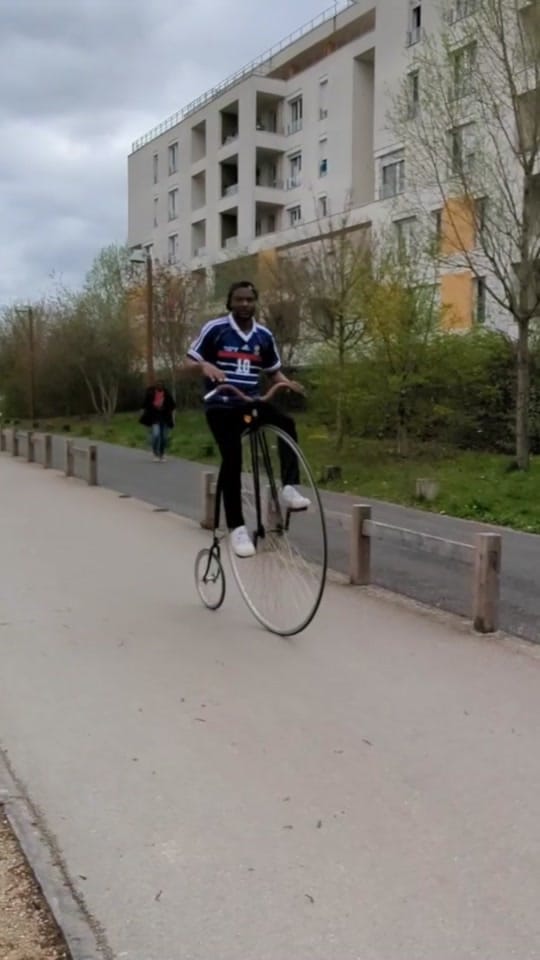 Post 9 by Voyageur Dormeur on TikTok (video)