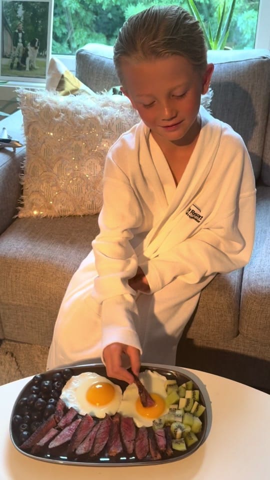 Post 9 by Super Leon & mom 💃🏻🦸🏼 on TikTok (video)