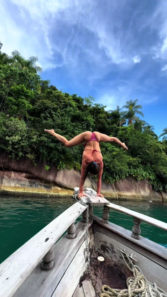 Post 2 by Leonor Bruges De Oliveira on TikTok (video)