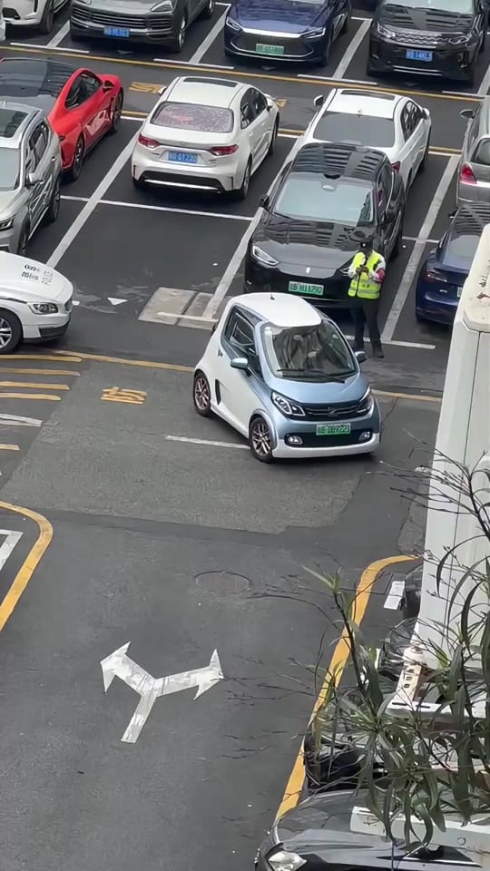 Post 1 by 𝒔𝒉𝒊𝒇𝒕 𝑰𝒏𝒕𝒐 𝑮𝒆𝒂𝒓 on TikTok (video)