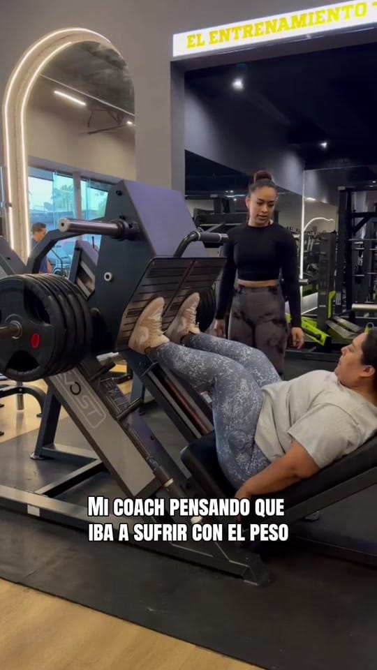 Post 1 by Aza de la Fuente on TikTok (video)