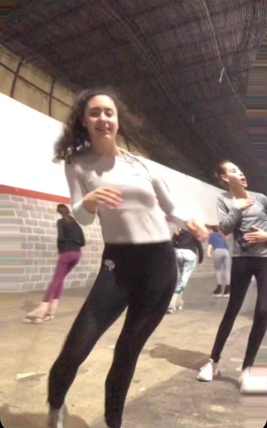Post 2 by Mili Di Leone on TikTok (video)