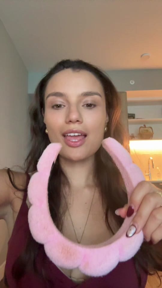 Post 3 by Dr. Carlos Vergara on TikTok (video)