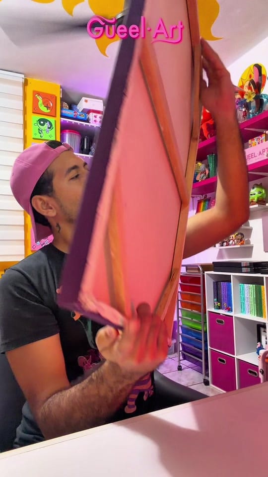 Post 8 by Gueel•Art on TikTok (video)