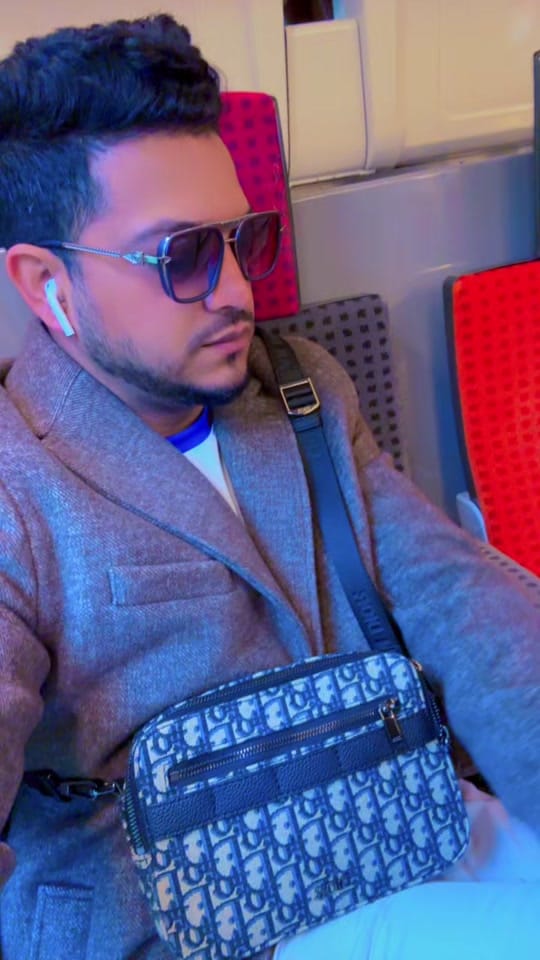 Post 2 by 🤙Hk 🤙Hussain Kobir 🇫🇷🇧🇩✅ on TikTok (video)