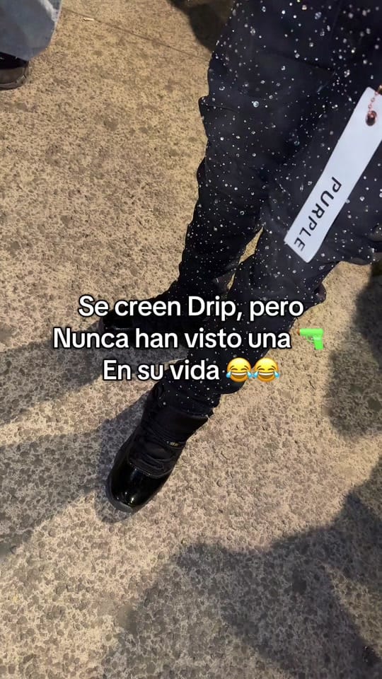 Post 2 by Ricch La R on TikTok (video)
