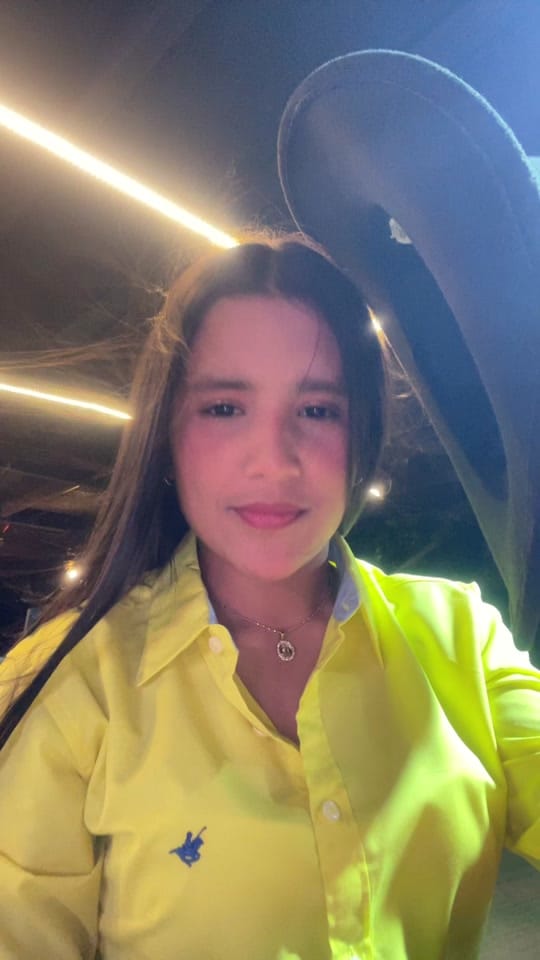 Post 2 by Valeria Fajardo on TikTok (video)