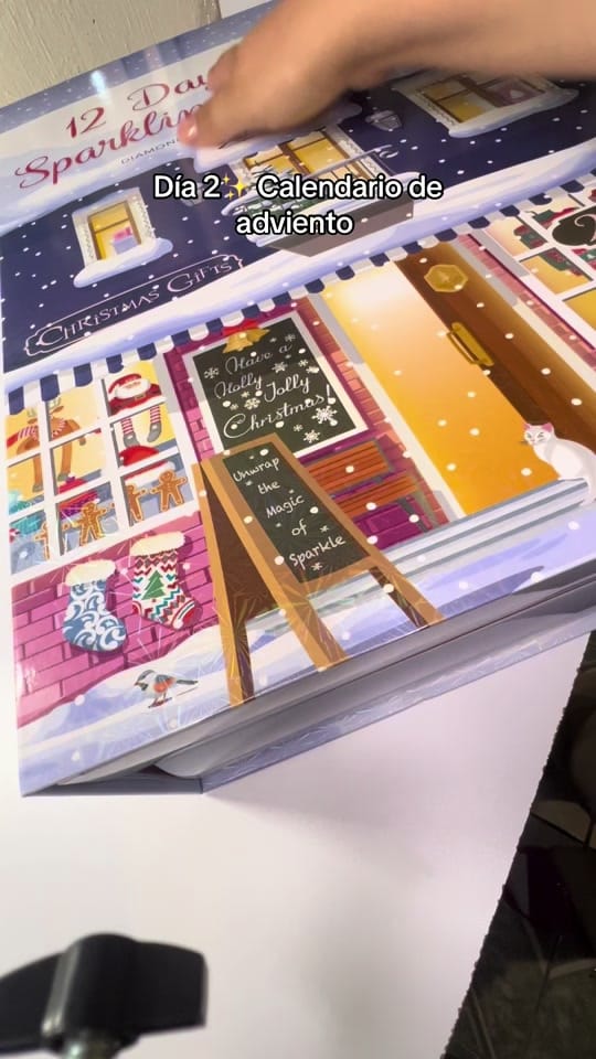 Post 8 by diauramondpainting on TikTok (video)