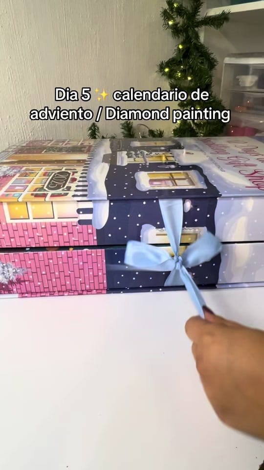 Post 5 by diauramondpainting on TikTok (video)