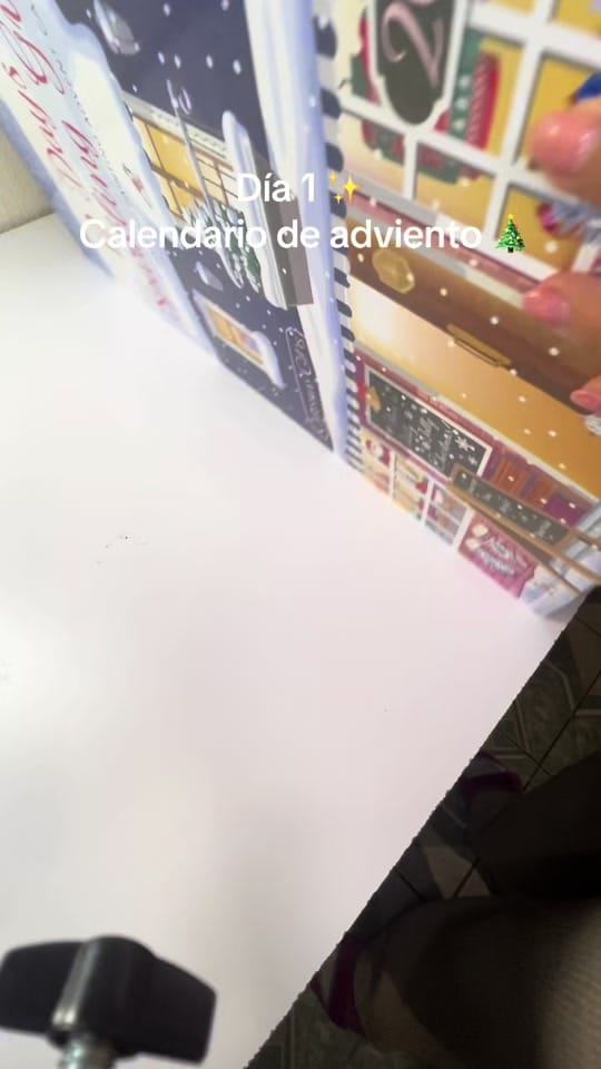 Post 9 by diauramondpainting on TikTok (video)