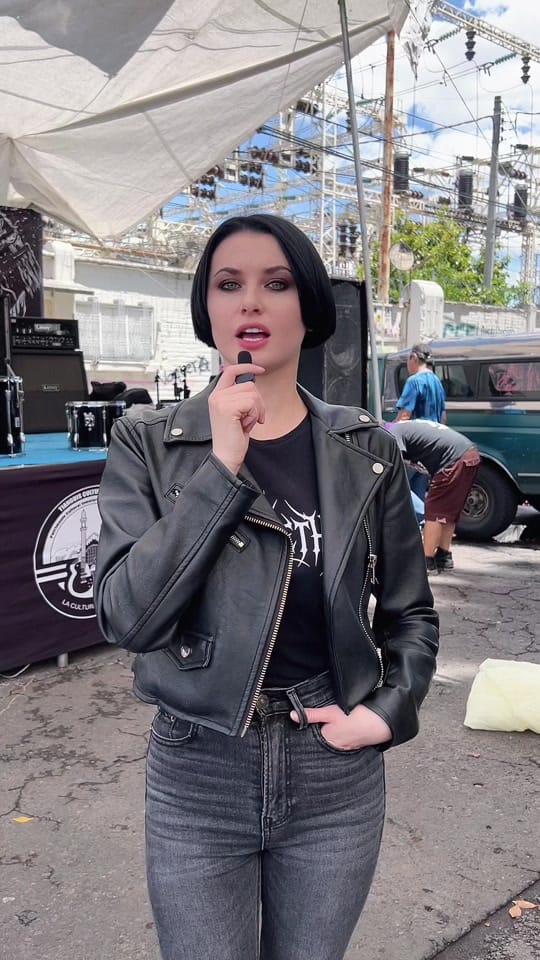 Post 2 by Victoria Orion on TikTok (video)