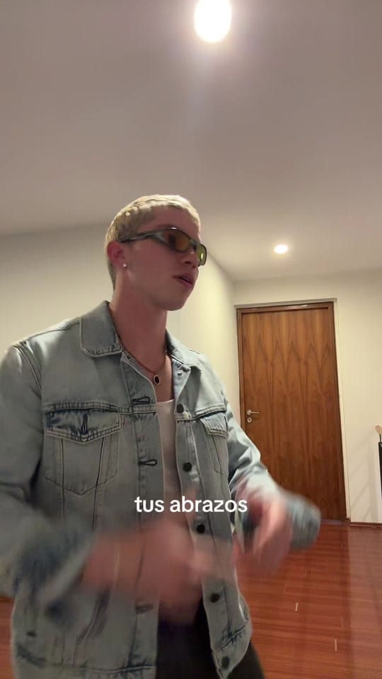 Post 5 by decøde on TikTok (video)