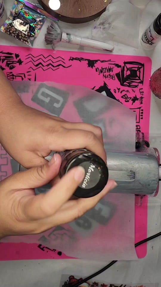 Post 6 by thecraftystylistco on TikTok (video)