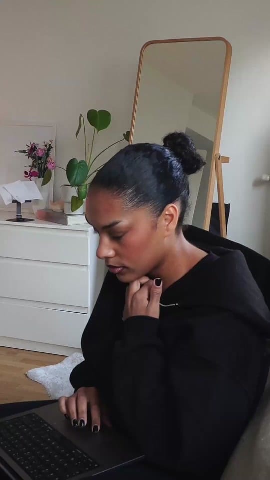 Post 5 by Élisa ☆ on TikTok (video)
