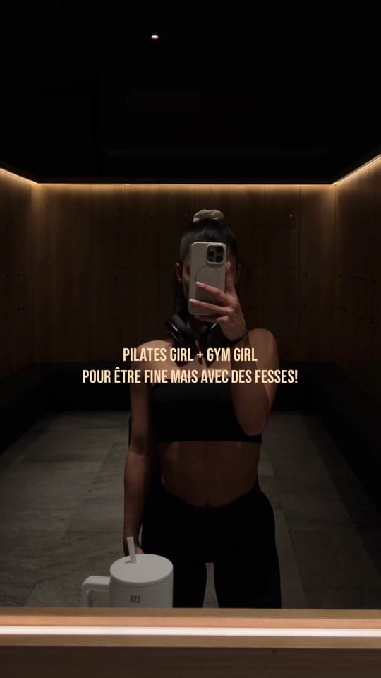 Post 2 by Manon Camera on TikTok (video)