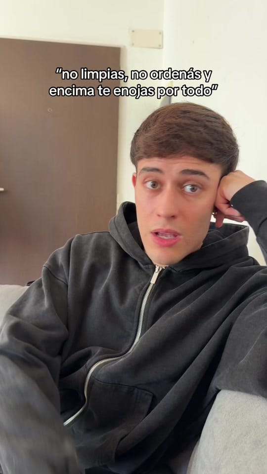 Post 5 by imaparise on TikTok (video)