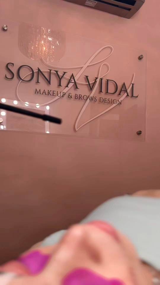 Post 1 by Sonya Vidal on TikTok (video)
