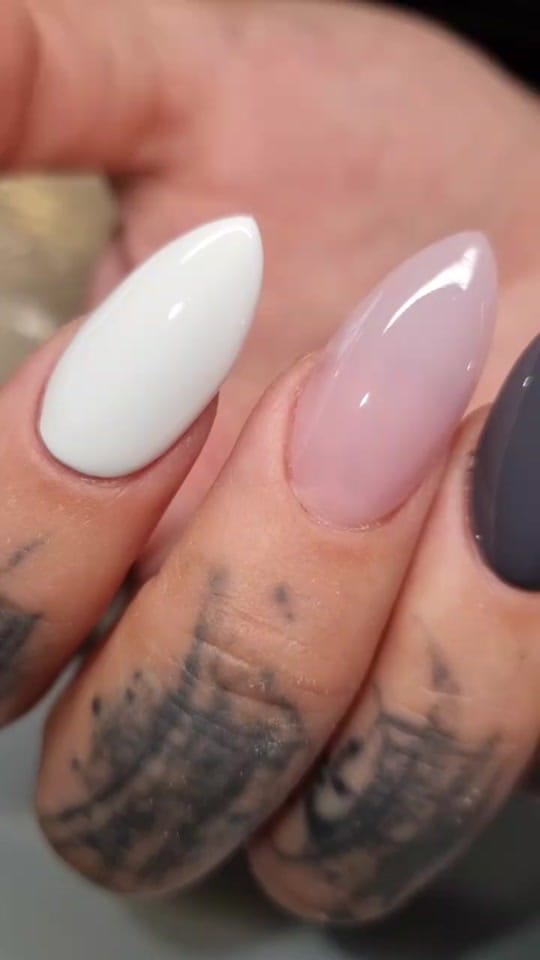 Post 8 by Karla🦇🌙 on TikTok (video)