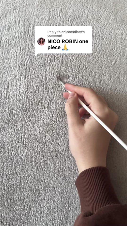 Post 4 by leona’s art on TikTok (video)