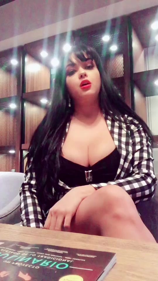 Post 9 by Fanyg on TikTok (video)